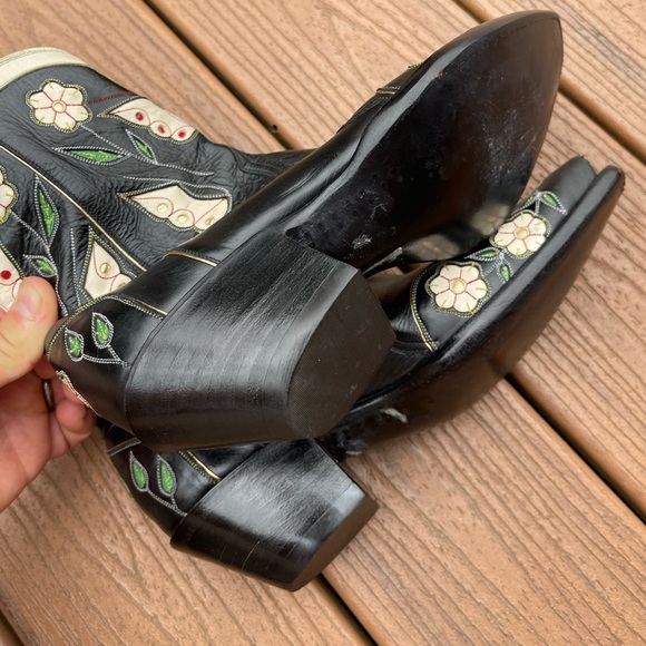 Back at the Ranch Cowboy Boots - Picture 3 of 3